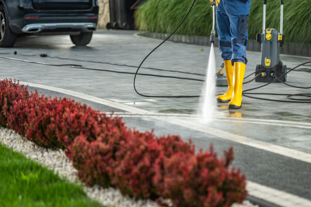 Driveway & Sidewalk Cleaning